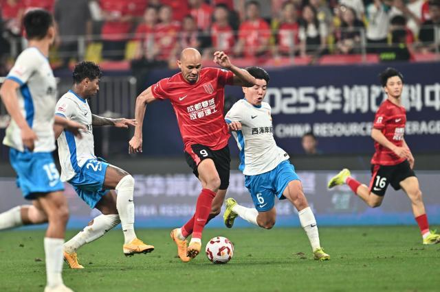 【中超】费利佩破门胡荷韬染红 10人蓉城1比1西海岸